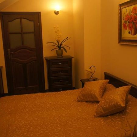 Zloty Dworek Motel เนียโปเรงต์ ภายนอก รูปภาพ