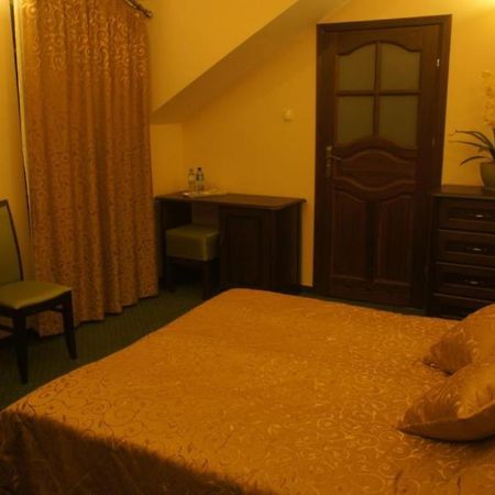 Zloty Dworek Motel เนียโปเรงต์ ห้อง รูปภาพ